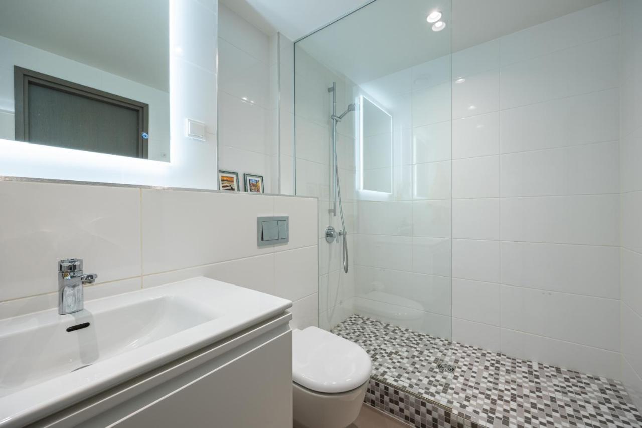 Rotermanni Apartment#Top Location#Spacious#Free Parking タリン エクステリア 写真